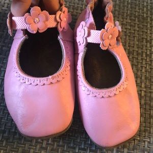 Girls 18 months old leather shoes